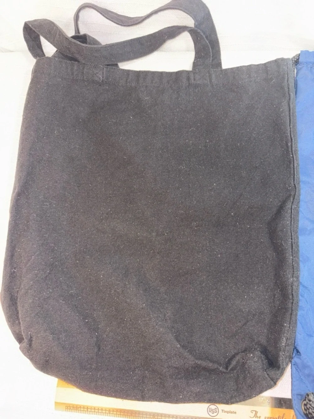 2 Vintage NFL Bags Tennessee Titans Drawstring bag and a NFL Tote Bags